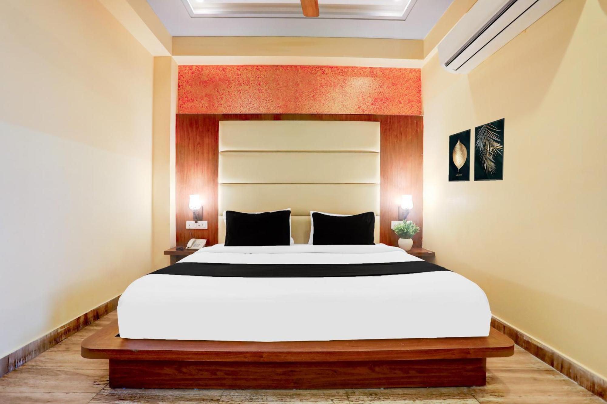 Hotel Super Townhouse Oak Pacify Hills Rājpur Exterior foto
